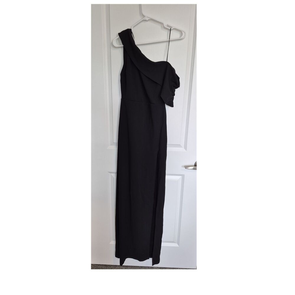 NWT WINDSOR OCTAVIA Formal Gown Black Size M Slit A-Line Off Shoulder Prom